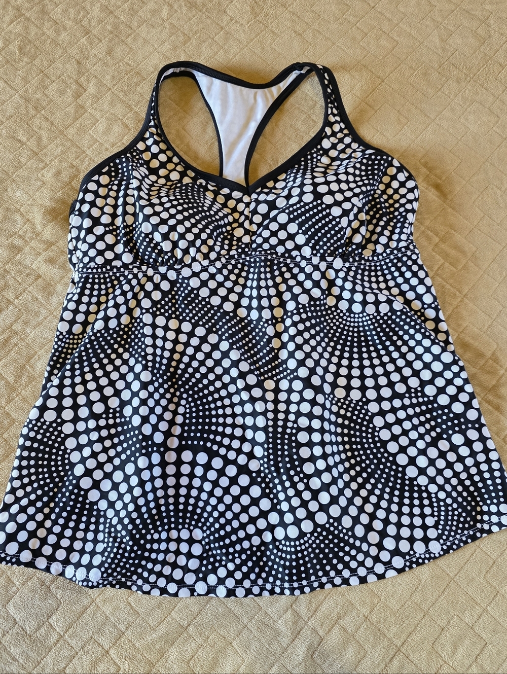 Liz Lange Maternity Black and White Polka Dot Swim Top